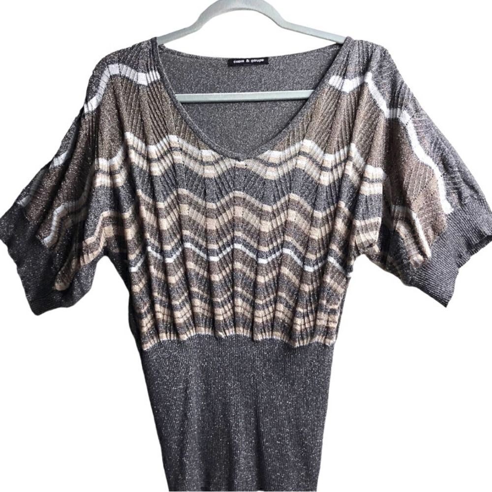 Cable & Gauge Gray Glitter Top
